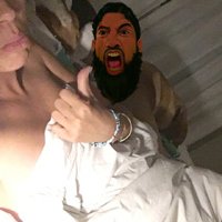 EXCLUSIVE PHOTOS