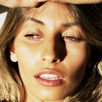 Dominique Elissa Faludi Nude