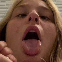 Genie Exum Nude